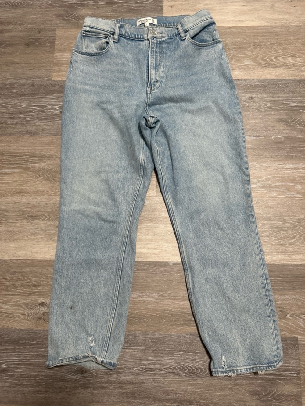 Abercrombie & Fitch Light Blue Straight-Leg Women’s Jeans